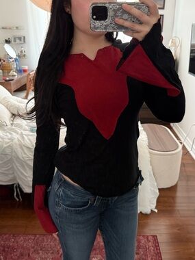 Insane Vintage Red/black long sleeve top with grommet details